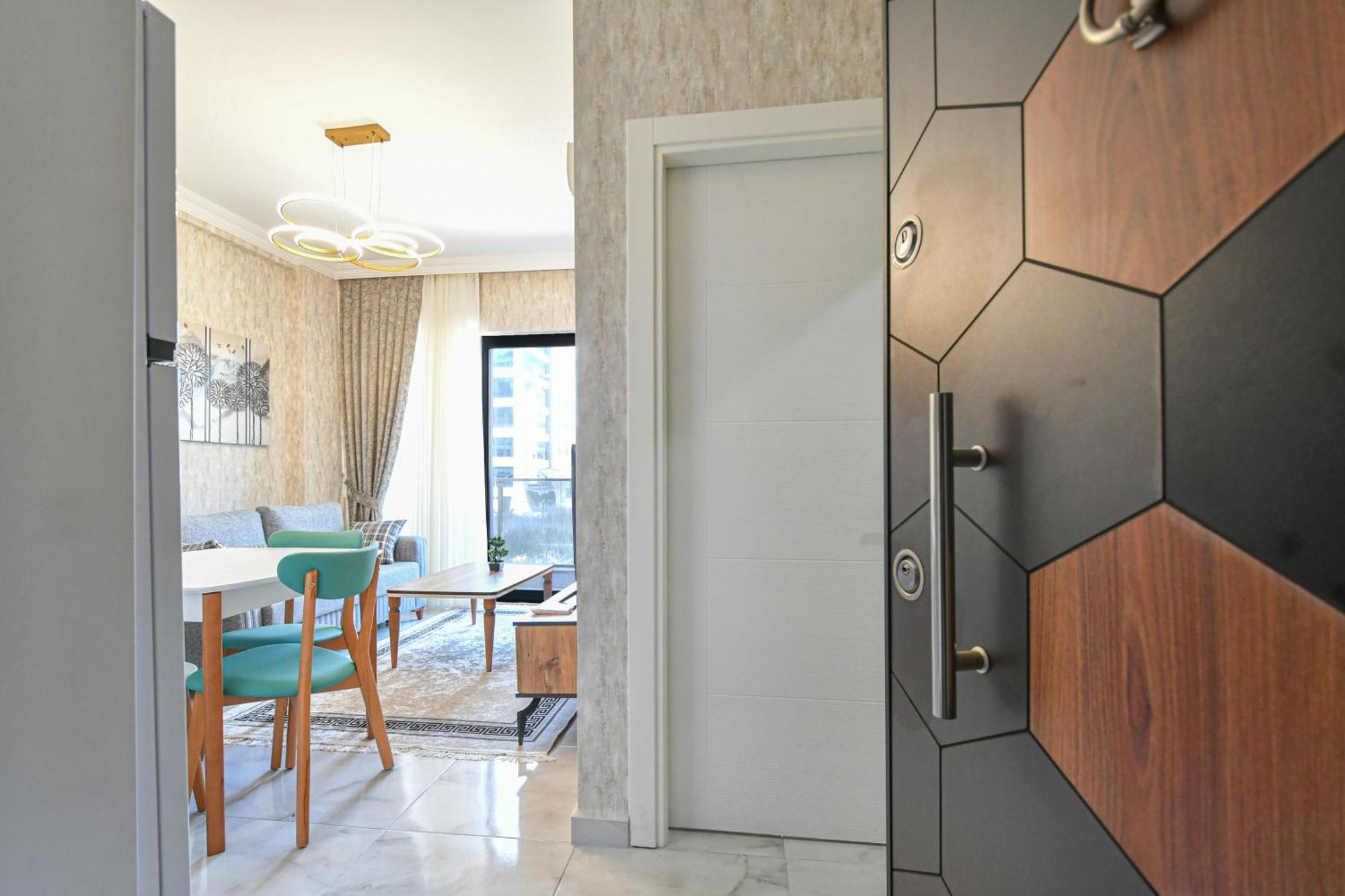 Crown Town 1 Bedroom Just 200m From The Sea In Kestel, Alanya
